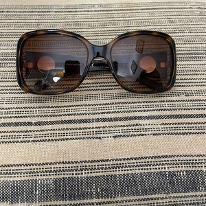 Tory Burch tortoise shell sunglasses